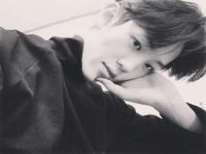 没你的世界， 我赔上一生情动也换不