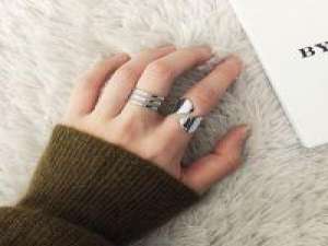 'You're my habit. I don't want to change 我们最大的错，就是相