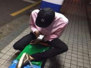 终于明白，有些路，只能一个人走。 每个不经意想起的瞬间