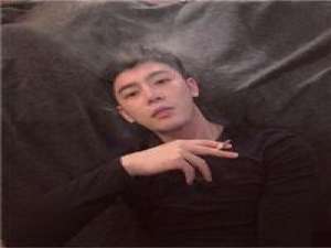 Numb 那些刻在椅背后的爱情