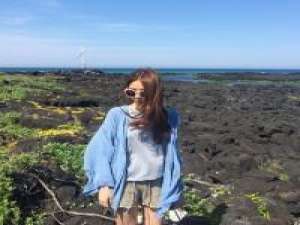 一切顺其自然，最好的自己留给最后的人 。 “ 我们都在猜着对方