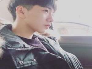 作死专家 但是快乐太单纯所以太