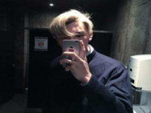 偶尔被需要 没有很重要 要过多久才能醒来 才