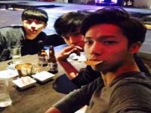 许醉. 对不起,没长成你喜欢