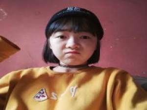 短发女生头像 谎言多了 听真话都开