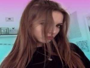 干净也洒脱 嗯爱上你是我最后悔的