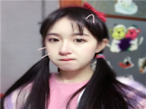 恩精心选的希望喜欢 “ 碰到你，我却假装