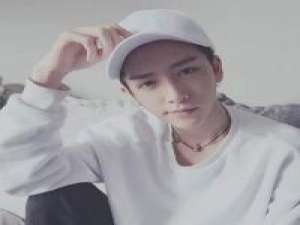 听,I AM YOU 时间久了 也就淡了