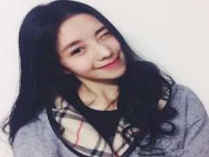 一见你就笑(2) 我们之间存在着世界上