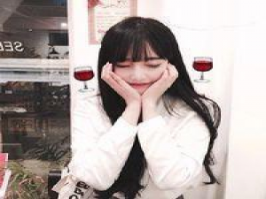 爱明明该歌颂为何还让人惶恐 现在的你是不是一个人