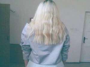 怎么可能不在乎 我想给你幸福，却走不