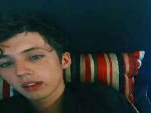 我在寻爱的路途路跌跌