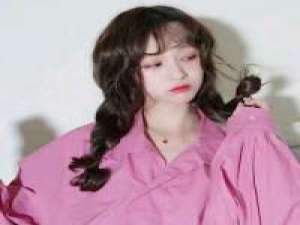 我不善言语 凡事冷漠 不刻意迎合也不取悦... 好听的话不该记得更不