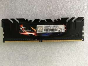 图片 芝奇DDR4 8G 3200 1.35V 黑