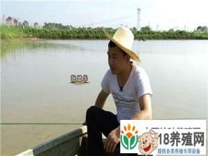 江西张华斌改变了他的问题，养了泥鳅，年收入1000万
_水产养殖(养泥鳅的技巧)