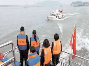 湖北省:长江汉江武汉段开通“十年禁航”