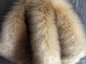 加拿大鹅狼毛领和貉毛领和貉毛领有什么区别