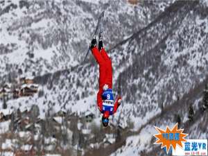 世界自由滑雪大赛下载 145MB 体育运动类VR视频