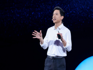 「源力觉醒 创作者计划」文心大模型4.5重塑AI生态与技术普惠【文心4.5开源性能全揭秘】