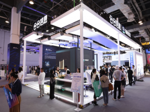 合合信息大模型加速器在世界人工智能大会上惊艳亮相_acge合合信息