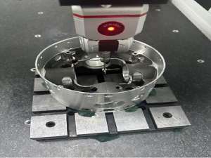 三坐标测量机五方向星型测针采集四孔数据，突破行星定位结构几何精度测量局限