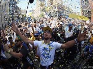 Linux下学【MySQL】中如何实现：多表查询（配sql+实操图+案例巩固 通俗易懂版~）_查询和10号部门岗位相同的人员