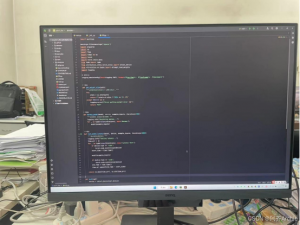 靠这台显示器，代码编写效率直线飙升_编程 32寸屏幕办公合适吗