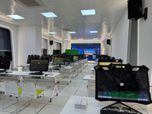 搜维尔科技VR+5G教室建设方案，推动实现教育数字化转型_vr教学方案