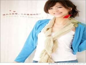 一件甜美的爱情礼服让他眼前一亮