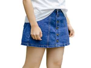 牛仔裙把衣服保存在盒子底部